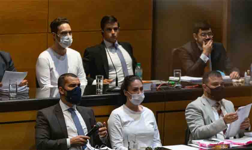 Caso Henry Borel: mãe e padrasto vão à audiência no TJRJ