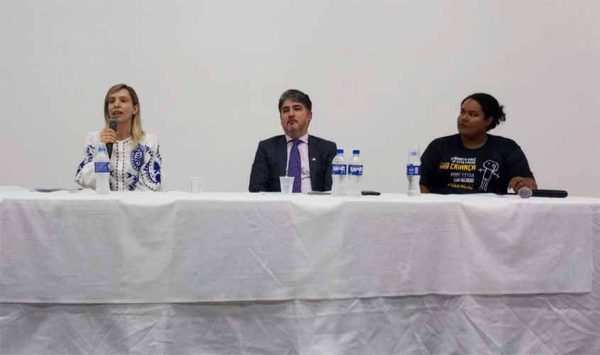 Integrante do MPRO participa de seminário de educação sexual e destaca sistema de garantia dos direitos