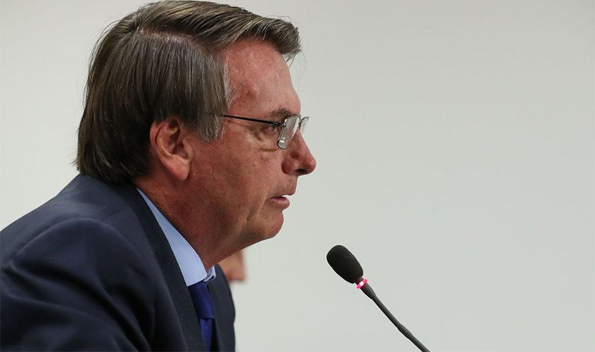 ​​​​​​​Bolsonaro: governo não vai interferir para controlar preço do petróleo