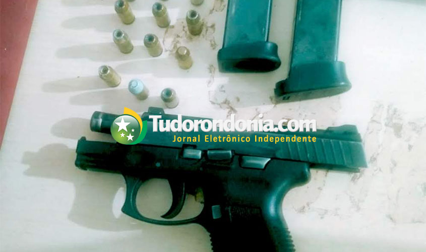 Motorista de aplicativo é preso com mais dois casais portanto pistola e munições de fuzil