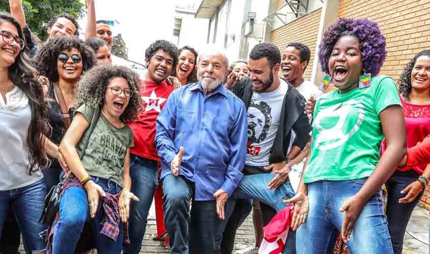 Lula venceu. O resto é detalhe