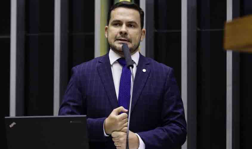 Câmara aprova MP que amplia margem do crédito consignado até o fim do ano