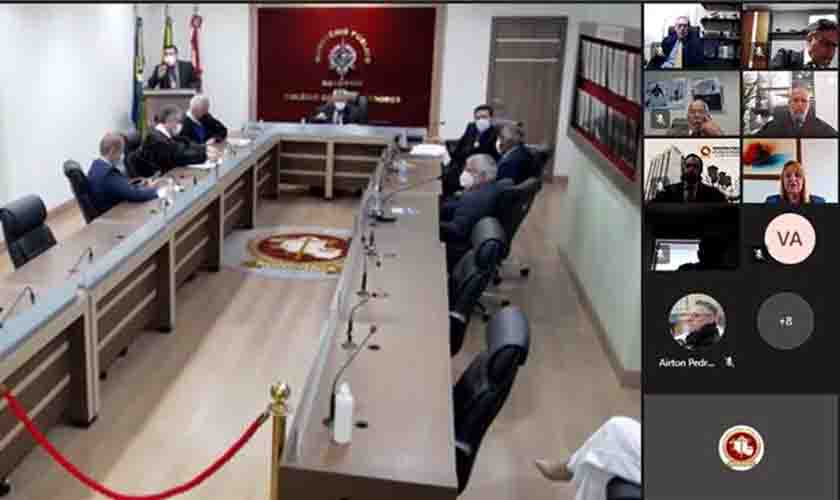 Tesoureiro da OAB participa de posse do novo procurador de Justiça do MP/RO