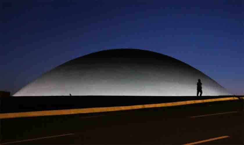 Senado adia votação de projeto que flexibiliza uso de armas de fogo