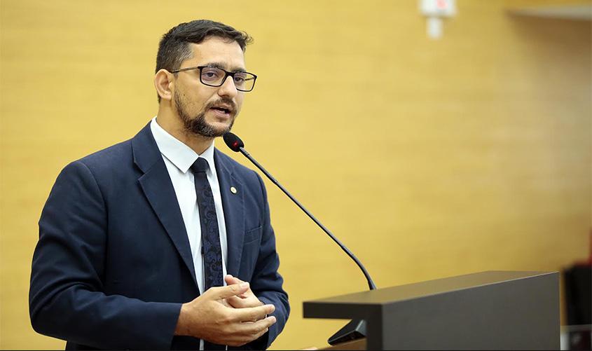 CORONAVÍRUS - Deputado Anderson emite parecer favorável a Projeto de Lei que devolve sobra de arrecadação dos poderes ao executivo para combater a COVID19