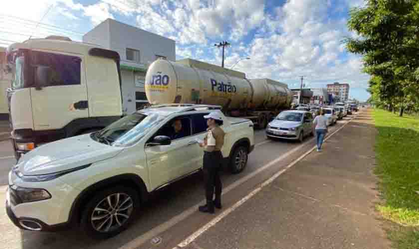 Cruzamento da avenida Governador Jorge Teixeira com José Camacho passa por alteração