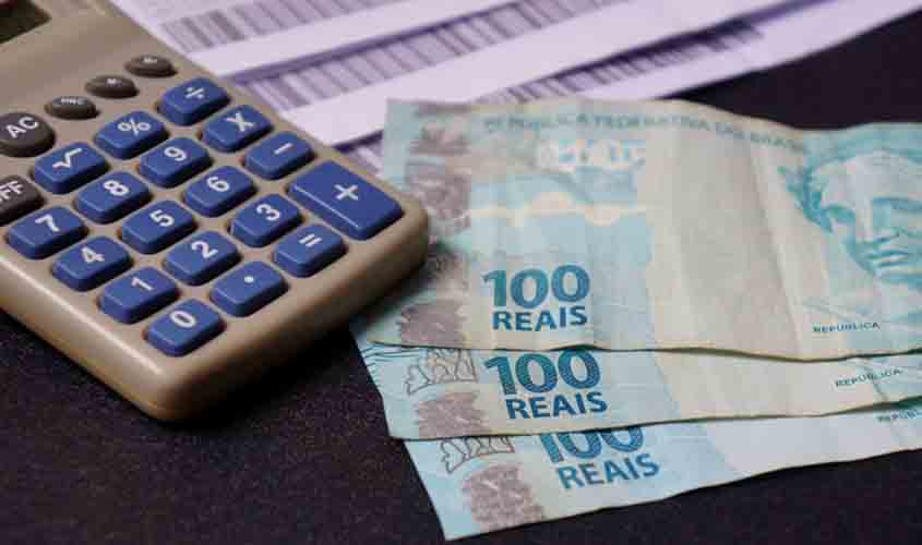 Gerente dispensada por justa causa receberá férias proporcionais