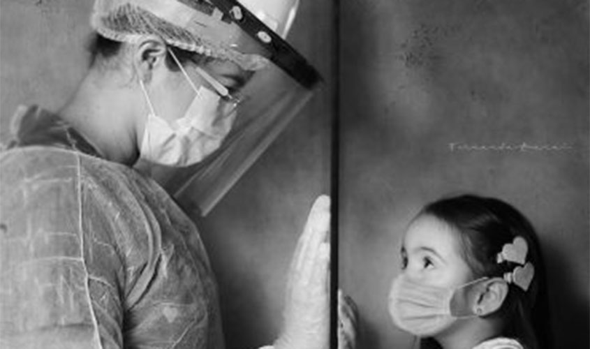 Mães servidoras da rede estadual de saúde que atuam no combate ao coronavírus são homenageadas