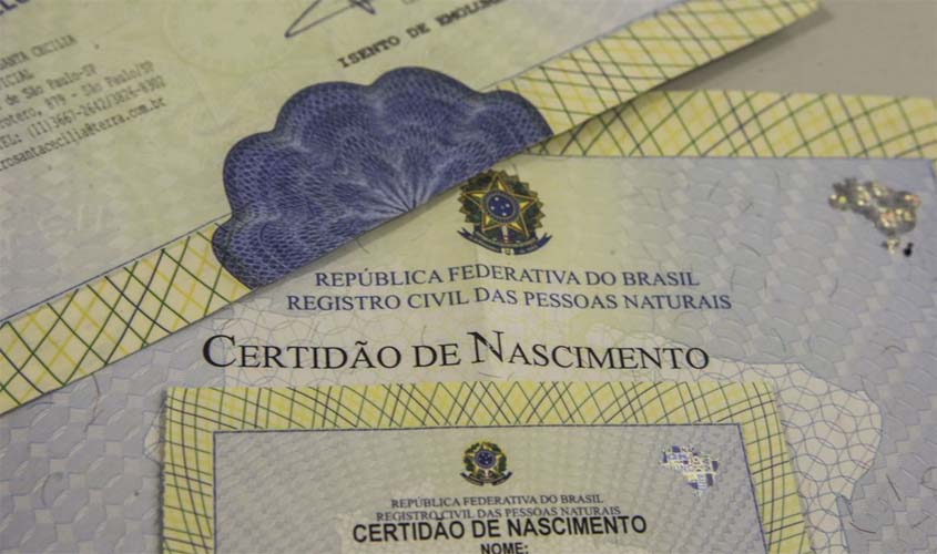 Quase 57 mil recém-nascidos foram registrados sem o nome do pai
