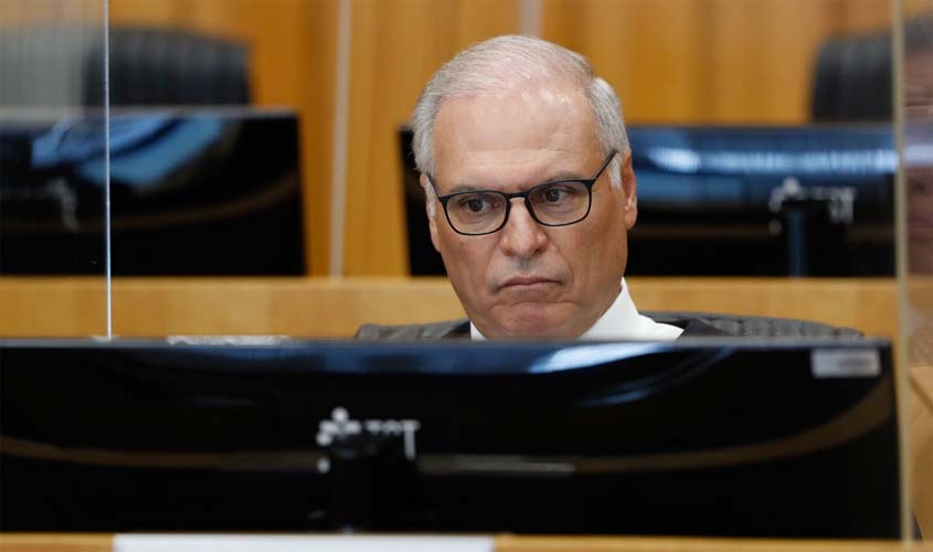 TST invalida reintegração de bancária dispensada durante a pandemia 