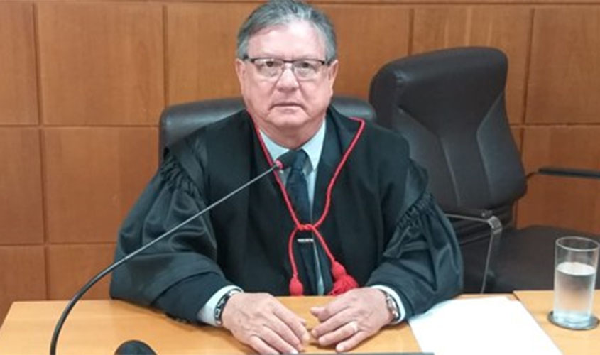 Clênio Amorim recebe homenagem do TRE-RO pela profícua gestão como juiz eleitoral