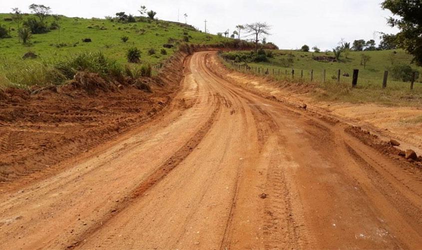 Regional do DER executa a recuperação da RO-420 entre Buritis e Nova Mamoré