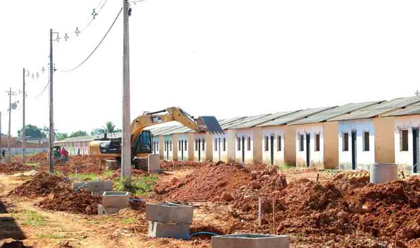 Construção de casas populares pela Prefeitura de Porto Velho segue em ritmo acelerado 