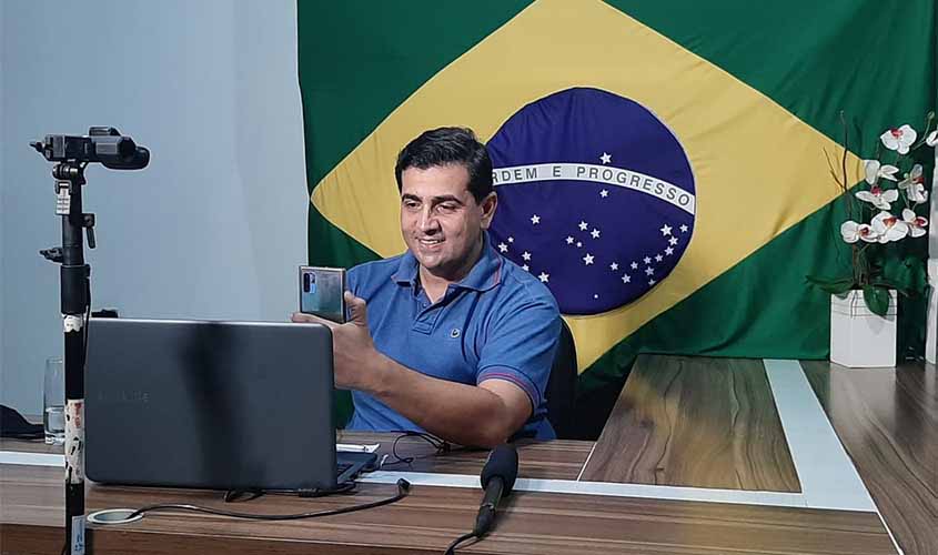 Breno Mendes defende redução de ICMS nos combustíveis