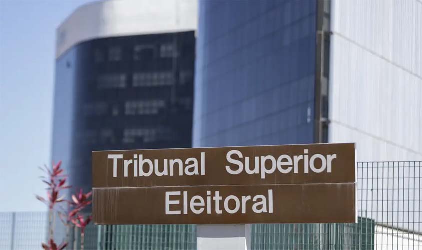 TSE decide caso de pesquisa desfavorável a Flávio