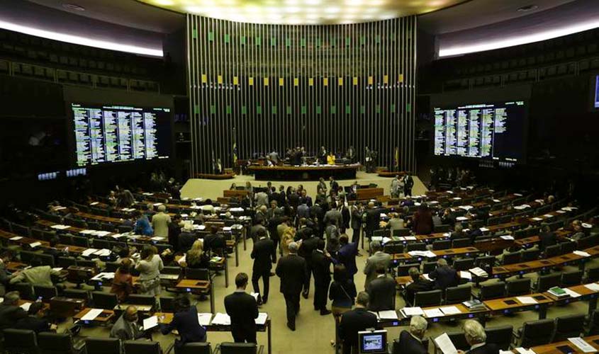 Plenário aprova antecipação de recursos para perito judicial