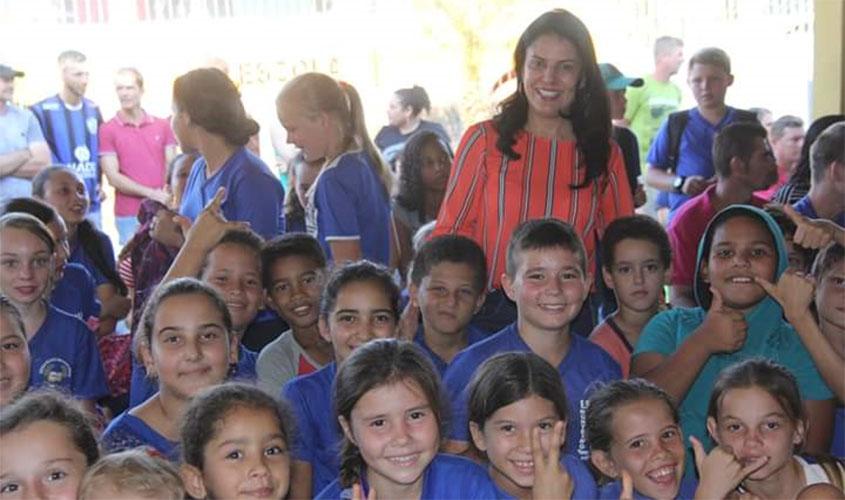 Município vence a 6ª edição do Prêmio Prefeito Amigo da Criança