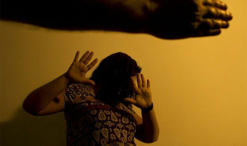 Atendimento à mulheres vítimas de violência doméstica é serviço essencial, define lei