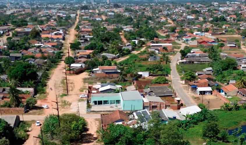 Geraldo Alvin e Santa Marta recebem o Regulariza Jipa