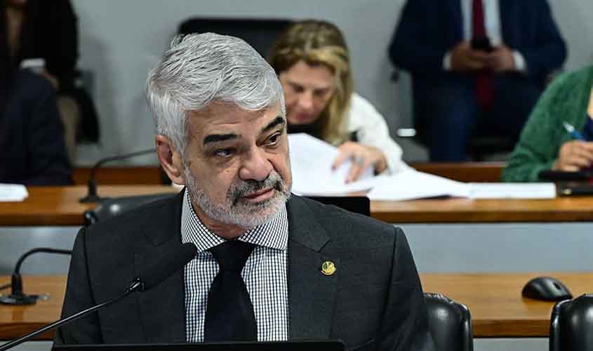 Cadastro de devedor de pensão alimentícia no eSocial passa na CAS 