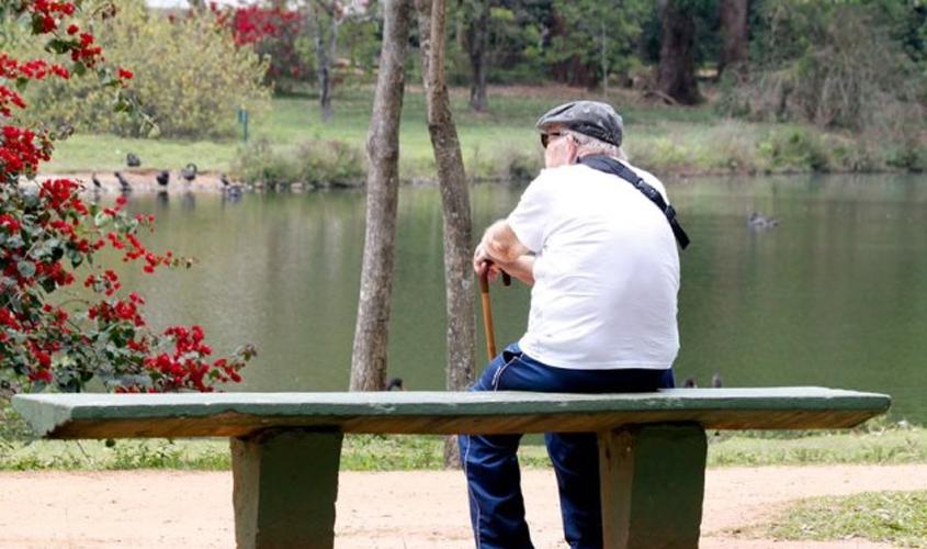 Projetos de relatoria do senador Gurgacz são aprovados na CDH