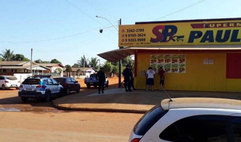 Usando tática inusitada, ladrão faz empresário refém e foge de supermercado levando dinheiro