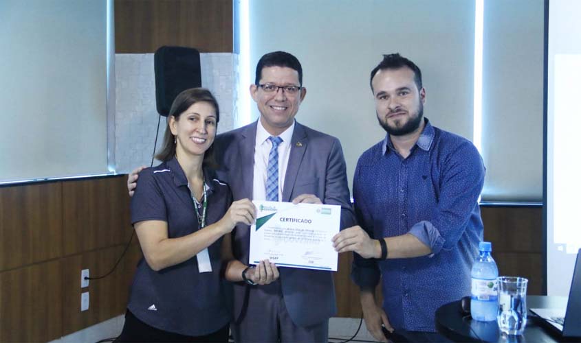 Governador convoca servidores para combater a corrupção