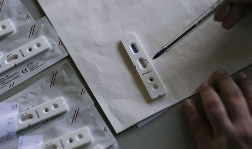 Brasil registra 3 milhões de casos de covid-19 e 101 mil mortes