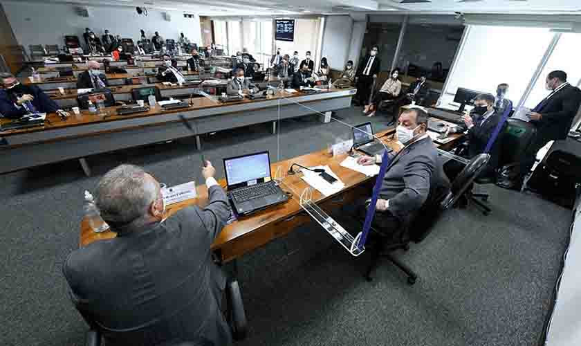 CPI ouve empresário que vendeu 1.105% a mais de ivermectina durante pandemia