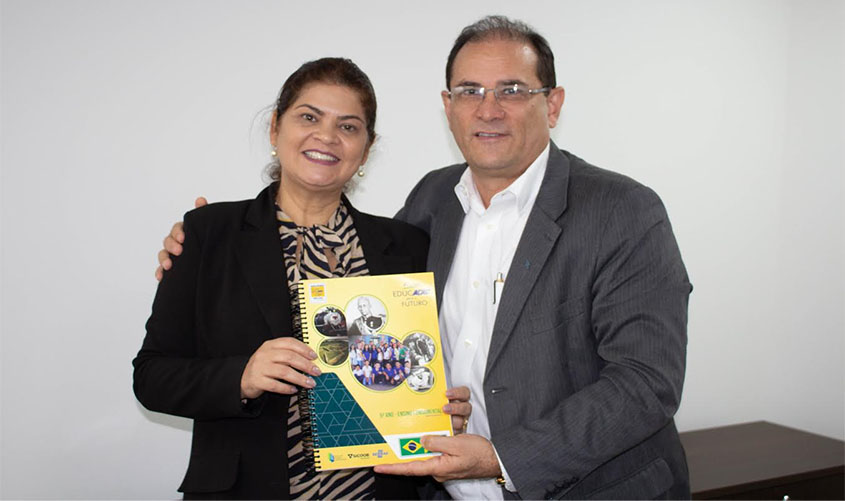 Deputada Cassia Muleta também apoia o Projeto Educação para o Futuro