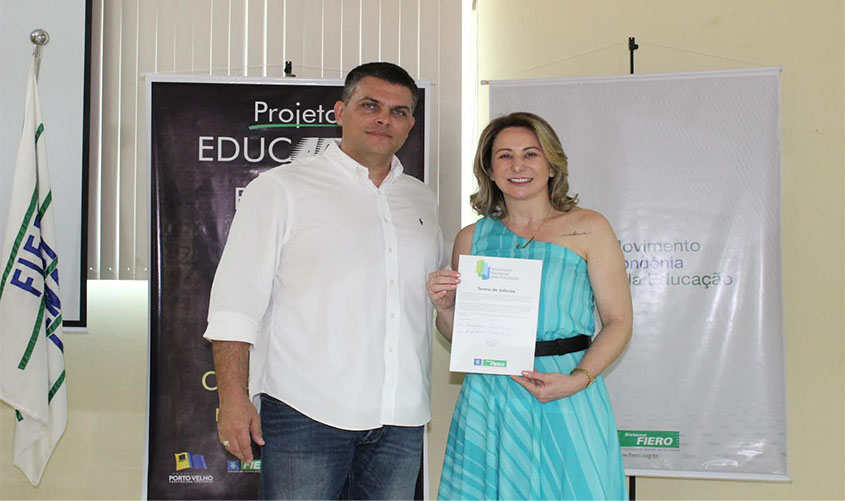 Jaqueline Cassol é a primeira parlamentar a aderir o Movimento Rondônia pela Educação