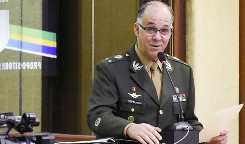 Chefe do Centro de Inteligência do Exército morre de Covid-19