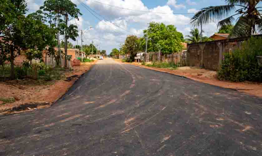 Bairro Ronaldo Aragão tem 100% das ruas regularizadas asfaltadas pela Prefeitura
