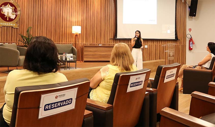 Setembro Amarelo: Fatores de prevenção ao suicídio são abordados em palestra no MP