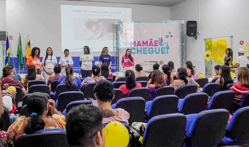 Campanha sobre saúde mental envolve gestantes em momentos de interação e entrega de kits enxoval para bebês