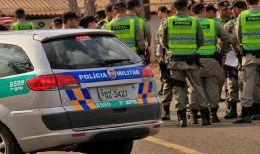 Mulher morre baleada na frente do filho de 6 anos durante abordagem da PM