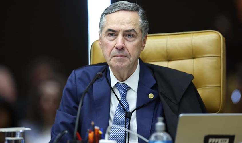 Ministro Barroso anuncia aposentadoria no STF