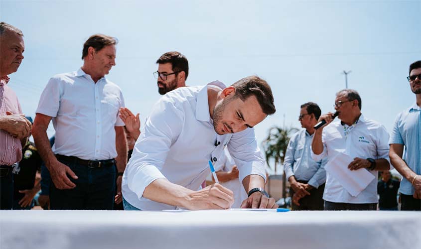 Prefeitura inicia obras de calçamento na Marechal Rondon