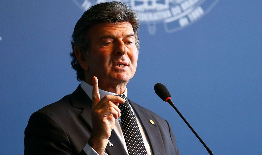 Presidente do STF alerta para a excessiva judicialização no país
