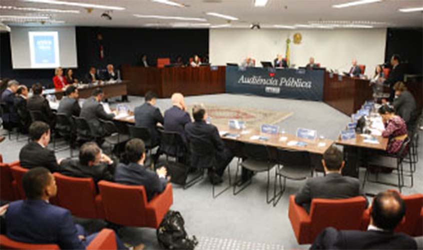 Para partidos políticos, somente o Congresso Nacional pode permitir candidaturas avulsas