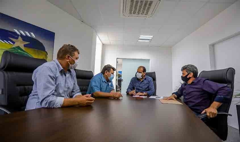 Presidente Laerte Gomes reafirma parceria com prefeito reeleito de Teixeirópolis, Tonin Zotesso