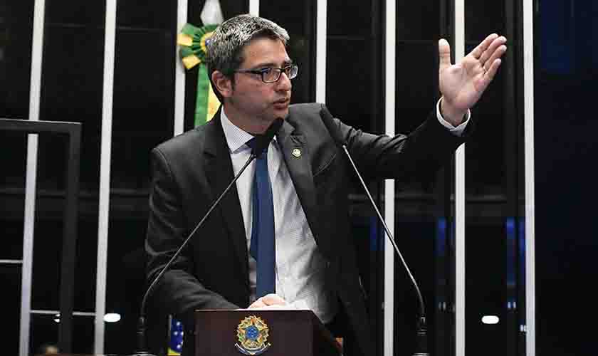 Senado aprova mudanças da Câmara e confirma volta da propaganda partidária