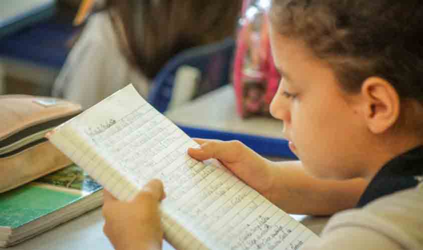 Governo de RO regulamenta o Proalfa, programa que visa alfabetização plena até 2030