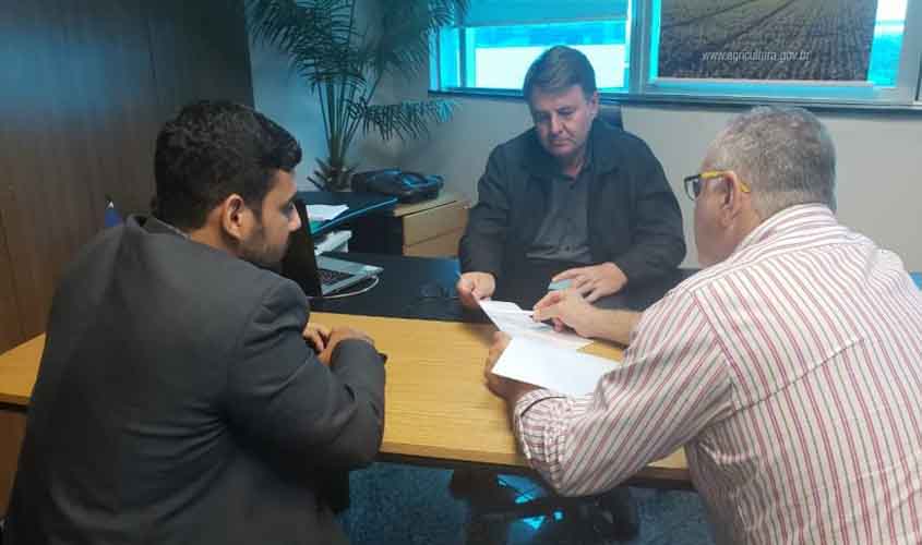 Secretário pede integração e ação conjunta dos profissionais de comunicação nas áreas ligadas à Agricultura