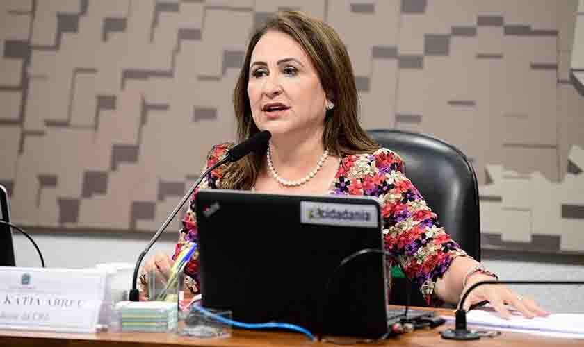 Kátia Abreu tem covid-19 pela segunda vez  