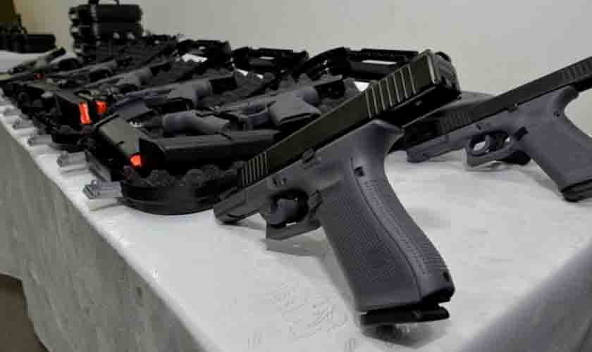 Major do Exército é condenado a mais de 6 anos de reclusão por “esquentar” armas irregulares