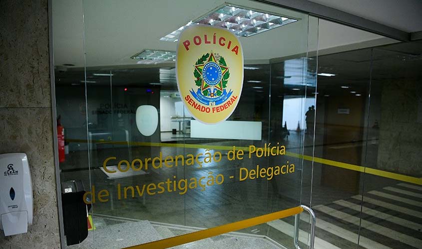 Polícia do Senado encaminha invasores presos para carceragem  