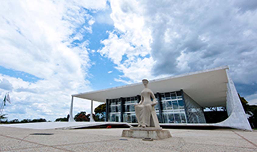 Estados não podem ser obrigados a repassar a municípios ICMS ainda não arrecadado