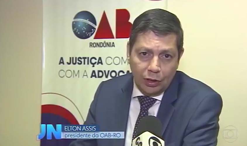 OAB vai analisar processo administrativo que gerou ordem de recolhimento de livros – Confira o vídeo do JN