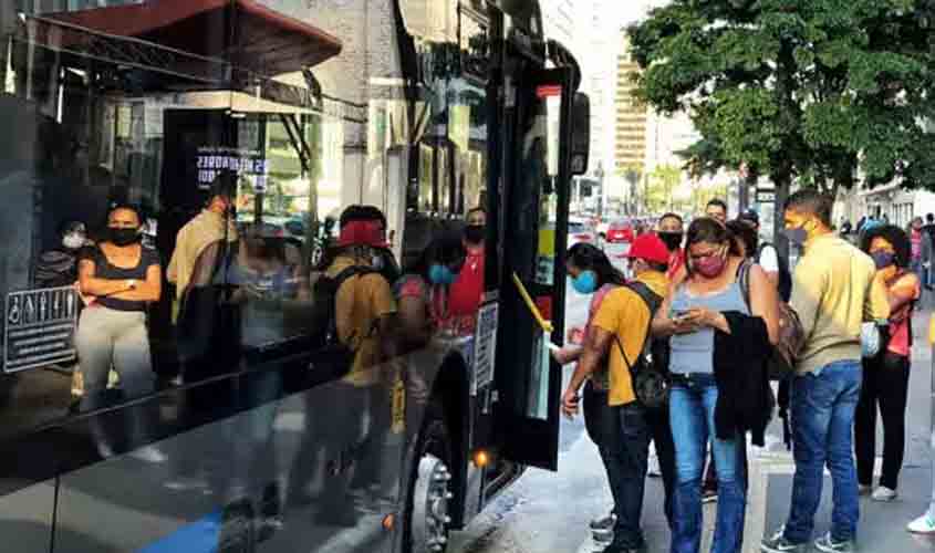 CNTTT alerta: transporte público já soma 70 mil demissões